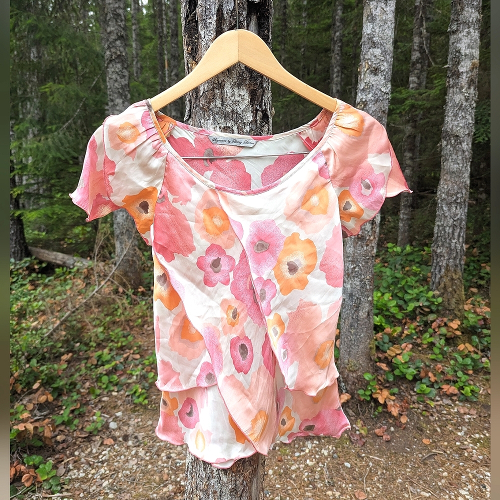 Peach floral frilled top M